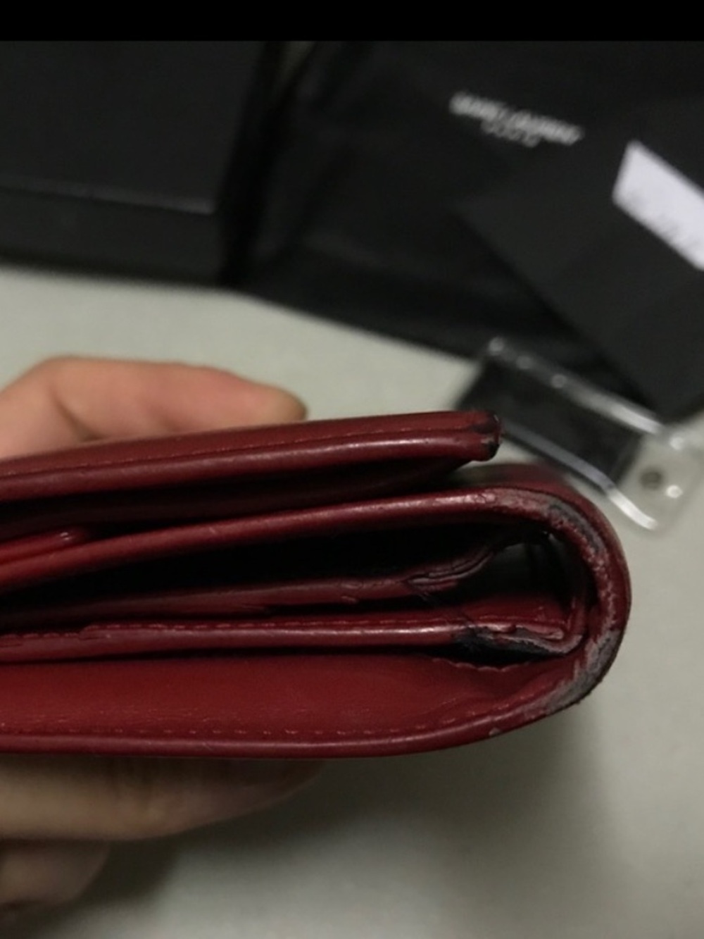 Saint Laurent Classic leather compact red wallet - Picture 6 of 7